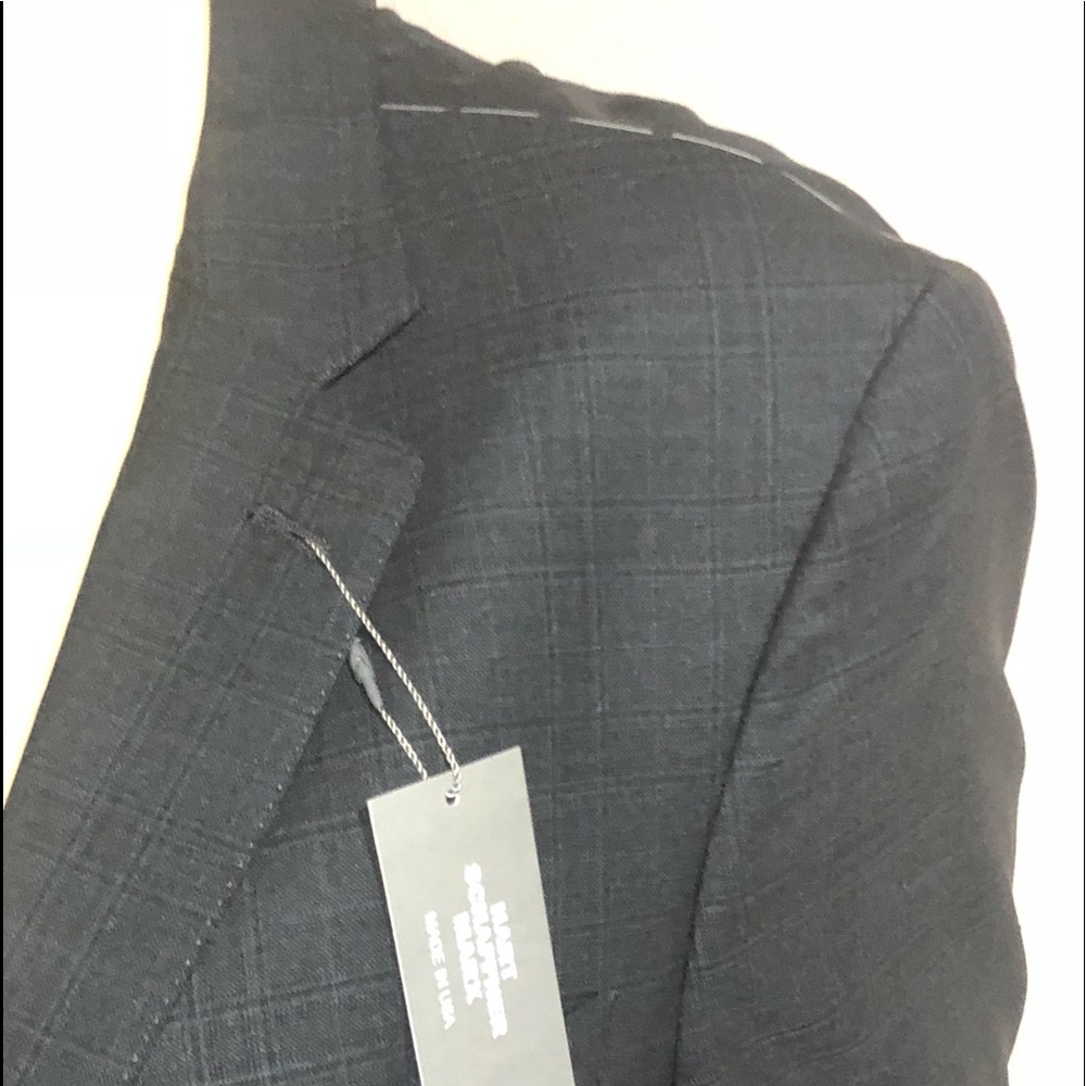 HART SCHAFFNER MARX MENS SUIT
